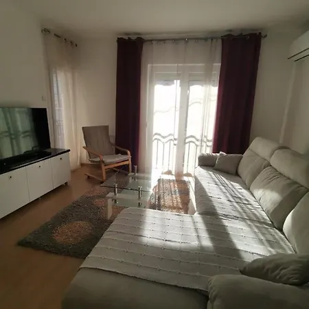 Stojanovic Apartment