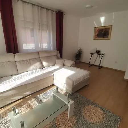 Stojanovic * Banja Luka